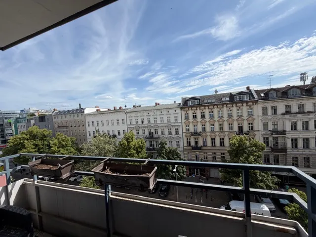 Alltagstaugliche 1-Zimmer-Wohnung mit Balkon in Berlin Charlottenburg — photo 1